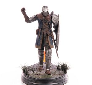 Dark Souls Painted Statue: Elite Knight Exploration Edition