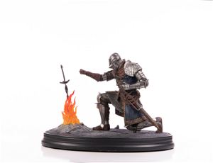 Dark Souls Painted Statue: Elite Knight Humanity Restored Edition