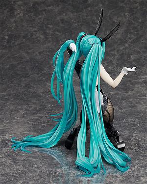 Character Vocal Series 01 Hatsune Miku 1/4 Scale Pre-Painted Figure: Hatsune Miku Bunny Ver. Art by SanMuYYB [GSC Online Shop Exclusive Ver.]