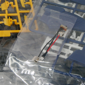 Super Robot Taisen Original Generation 1/100 Scale Plastic Model Kit: PTX-015R Wild Wurger