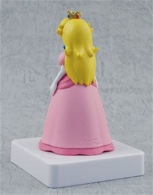 Super Mario Figure Collection Vol. 3 Pre-Painted Mini Figure: Princess