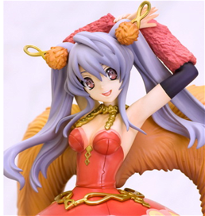 Shining Force Feather 1/7 Scale Pre-Painted PVC Figure: Alfin