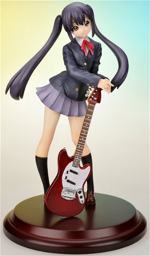 K-On! 1/6 Scale Pre-Painted PVC  Figure: Nakano Azusa ( Clayz Ver.)