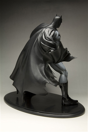 ARTFX Batman: Batman Black Costume (Re-run)