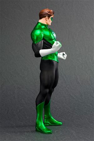 ARTFX+ DC Comics New 52 1/10 Scale Pre-Painted Figure: Green Lantern (Re-run)