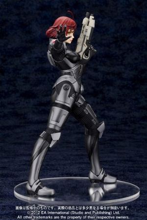 Mass Effect 3 1/7 Pre-Painted Figure: Bishojyo Commander Shepard