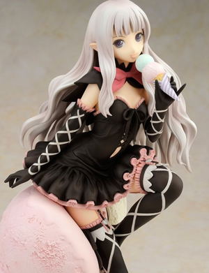 Shining Hearts 1/8 Scale Pre-Painted PVC Figure: Melty Alter Ver.