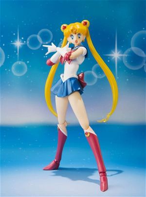 S.H.Figuarts Sailor Moon Non Scale Pre-Painted PVC Figure: Sailor Moon (First Edition Version)