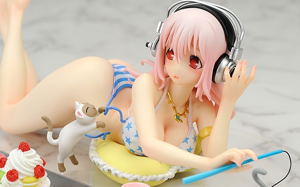 Nitro Super Sonic Non Scale Pre-Painted PVC Figure: Super Sonico Sweets & Bikini ver.