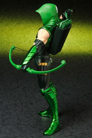 ARTFX+ DC Comics New 52 1/10 Scale Pre-Painted Figure:  Green Arrow