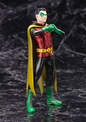 DC Comics ArtFX+ Batman Figure: Damian Robin