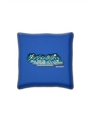 Is It Wrong to Try to Pick Up Girls in a Dungeon? Mini Cushion: Hestia