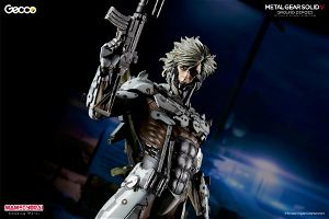 Metal Gear Solid V Ground Zeroes: Raiden White Armor Ver. [Event Limited Edition]