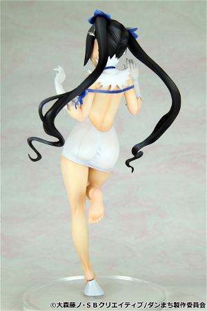 Is It Wrong to Try to Pick Up Girls in a Dungeon? 1/6 Scale Pre-Painted Figure: Hestia Kaitendo Ver. (Re-run)
