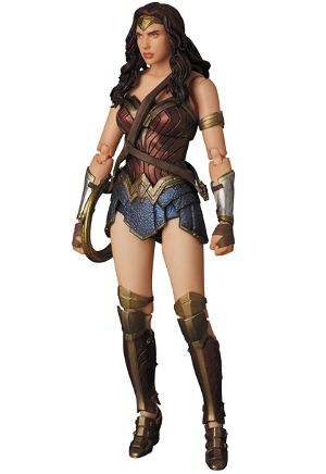 Mafex Batman v Superman Dawn of Justice: Wonder Woman