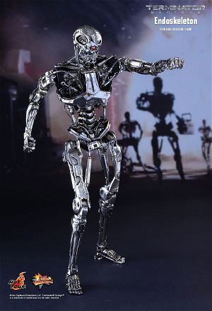 Terminator Genisys 1/6 Scale Collectible Figure: Endoskeleton