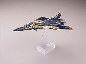 Macross Modelers x GiMIX 1/144 Scale Model Kit: Draken III Fighter