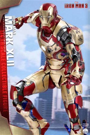 Iron Man 3 1/4 Scale Collectible Figure: Iron Man Mark XLII