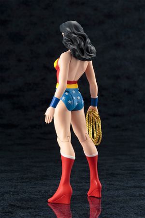 ARTFX+ DC Universe Super Powers Classics 1/10 Scale Pre-Painted Figure: Wonder Woman
