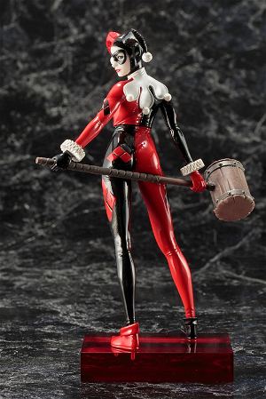 ARTFX+ Batman 1/10 Scale Pre-Painted Figure: Harley Quinn