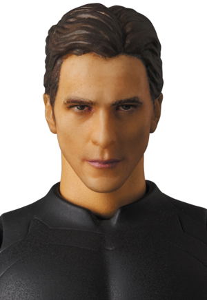 MAFEX Batman Begins: Batman Begins Suit