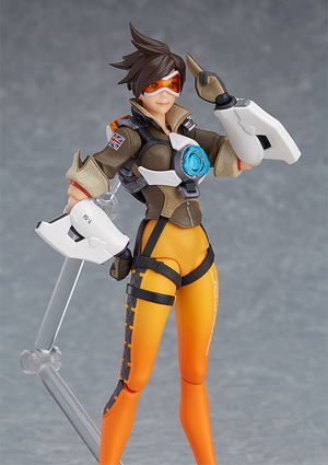 figma No.352 Overwatch: Tracer