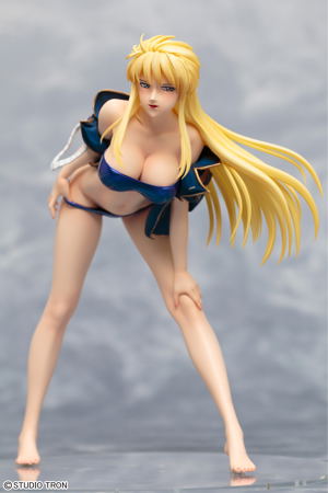 Silent Mobius 1/7 Scale Pre-Painted Figure: Lebia Maverick Swimsuit Jacket Ver.