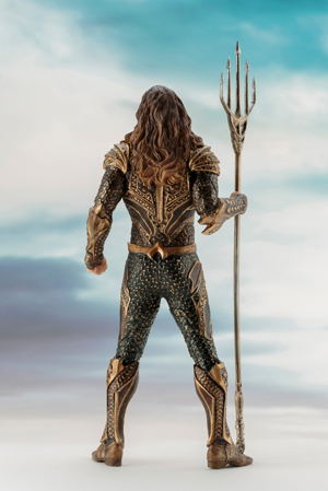 ARTFX+ Justice League 1/10 Scale Pre-Painted Figure: Aquaman