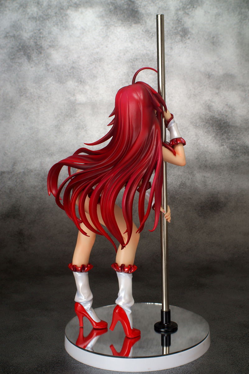 rias figure pole