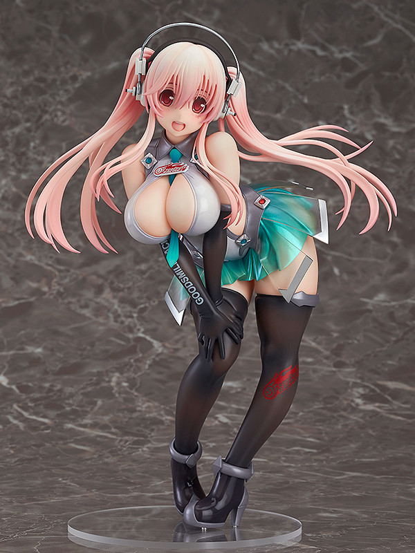 Nitro Super Sonic 1/7 Scale Pre-Painted Figure: Super Sonico Racing Ver.