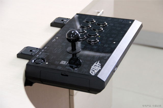 Qanba_Q1_Arcade_Joystick_269403.1.jpg