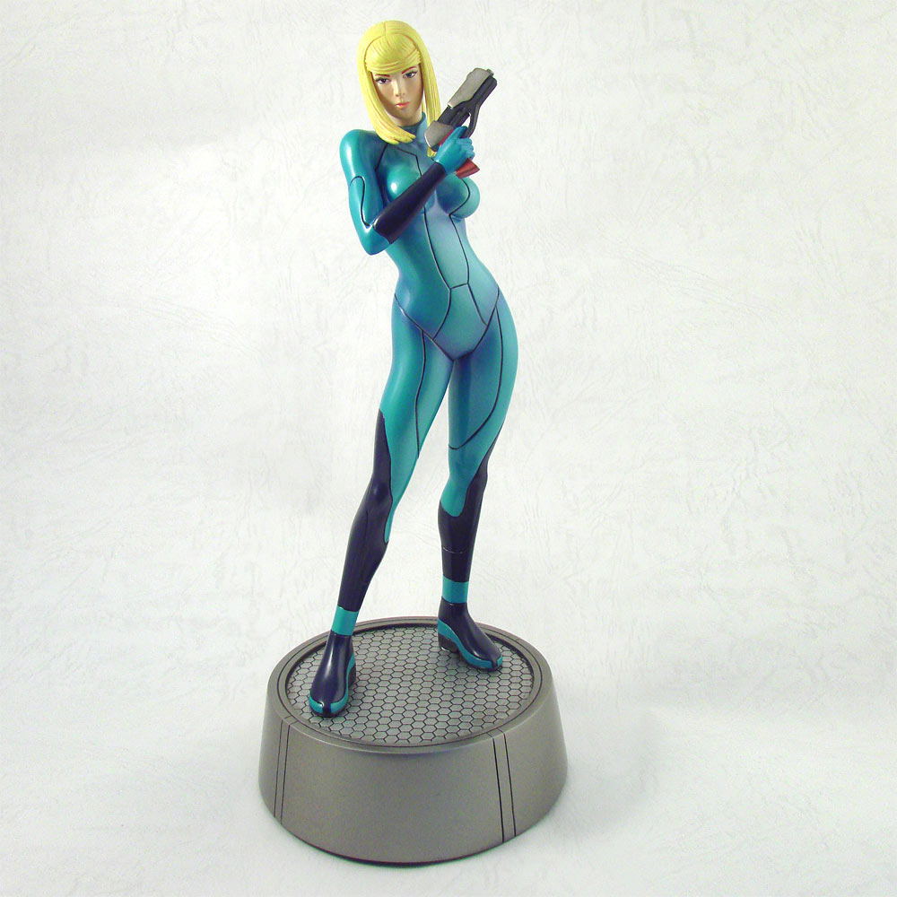 metroid prime - zero suit samus statue
