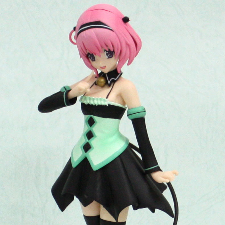 momo to love ru figure