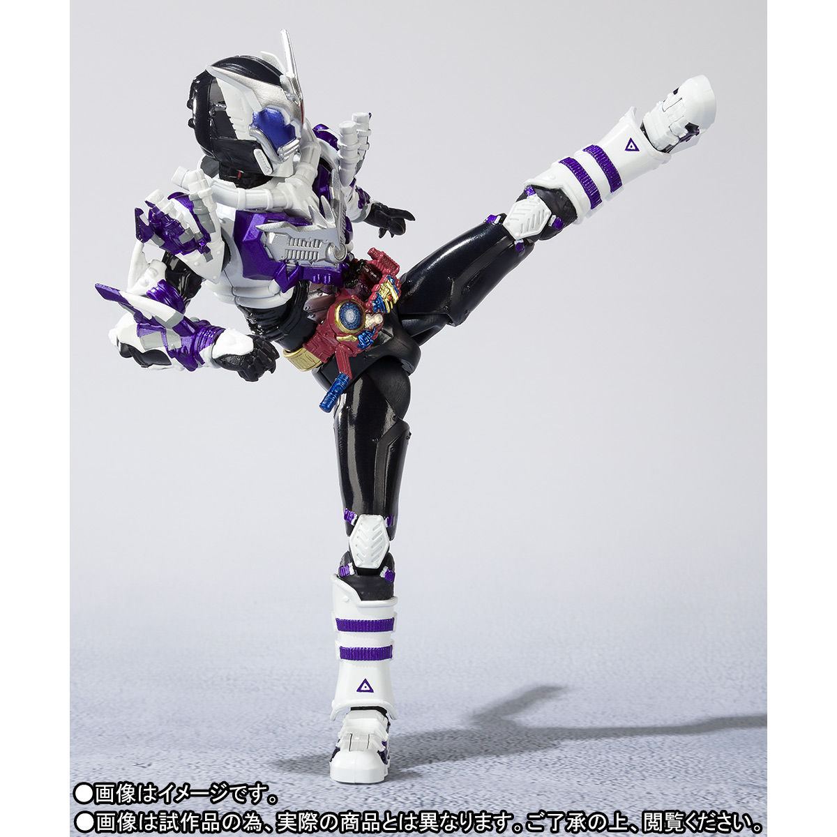 Bandai S.H.Figuarts Kamen Rider Build Mad Rogue Action Figure Bandai Japan Gift