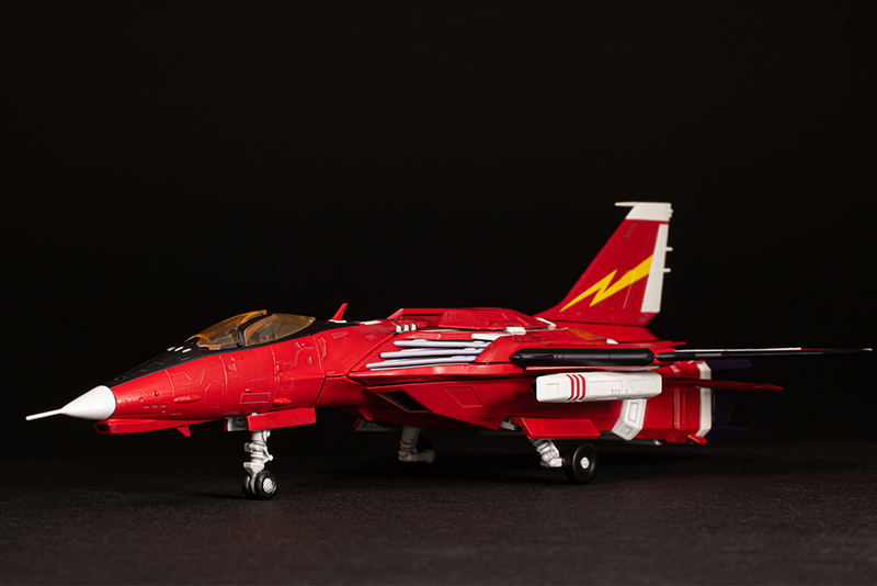 Raiden V Director's Cut 1/100 Scale Model Kit: FT-00004A Azuma image 2