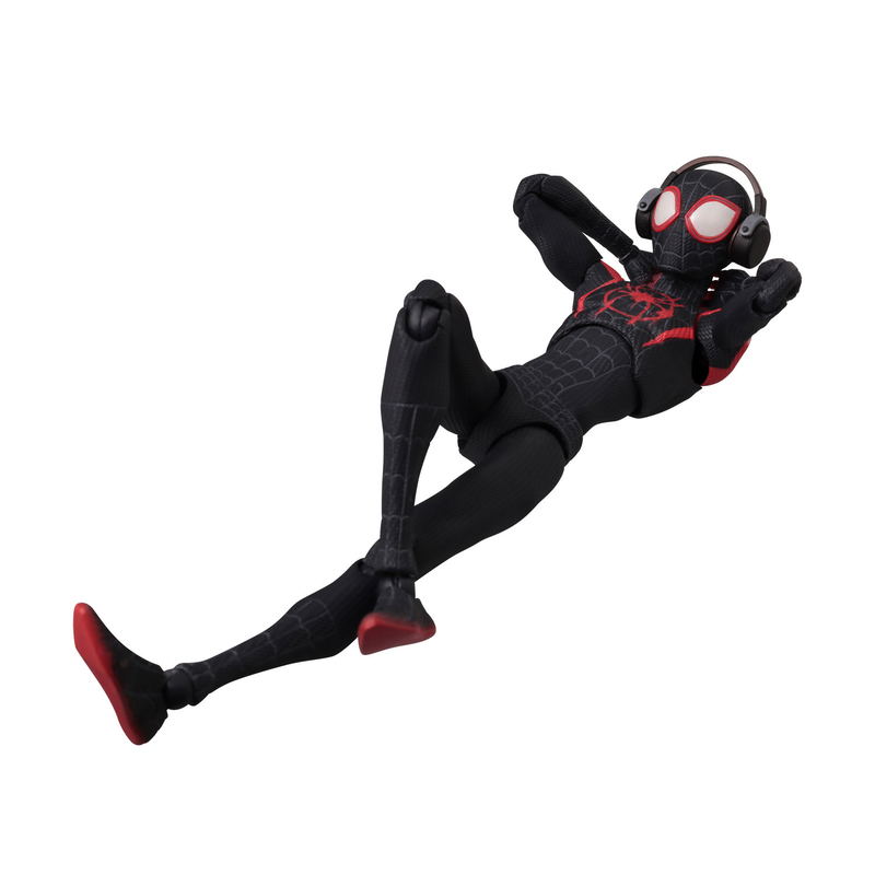 SV Action Spider-Man Into the Spider-Verse Action Figure: Miles Morales Spider-Man image 11