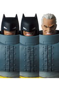 MAFEX Batman The Dark Knight Returns: Batman Armored Ver. thumbnail 5