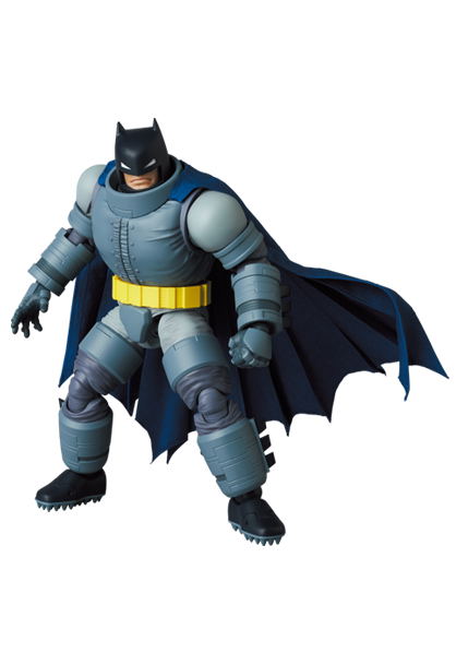 MAFEX Batman The Dark Knight Returns: Batman Armored Ver. image 6