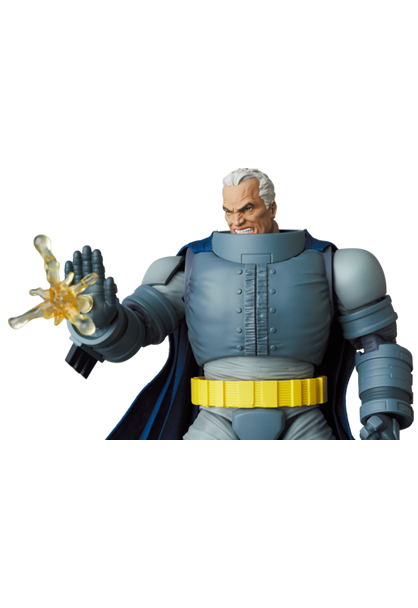 MAFEX Batman The Dark Knight Returns: Batman Armored Ver. image 8