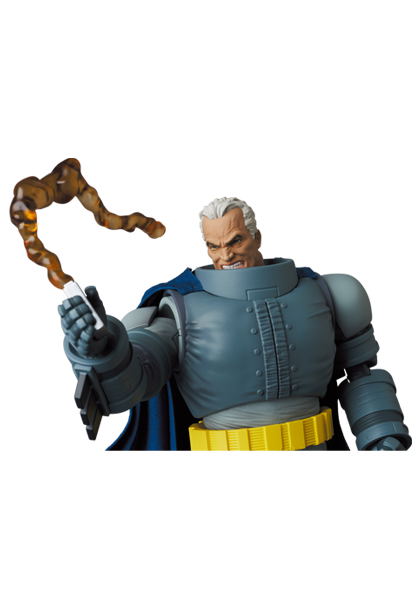 MAFEX Batman The Dark Knight Returns: Batman Armored Ver. image 9