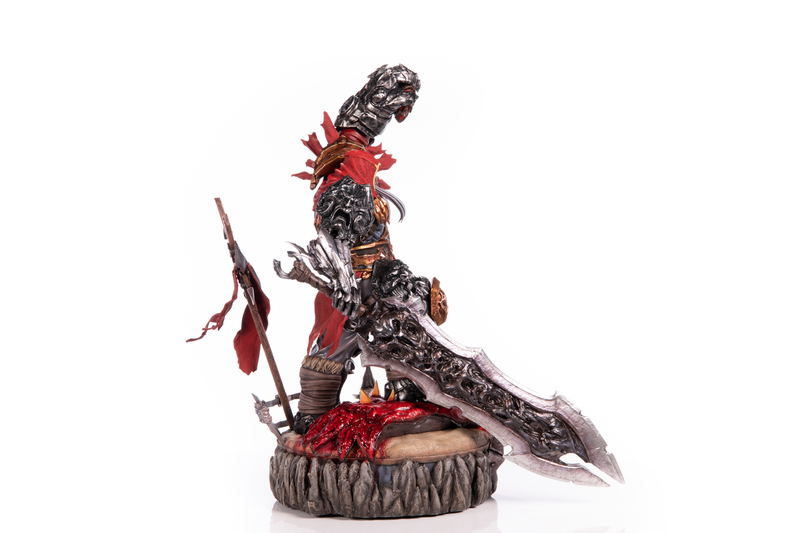 Darksiders 1/6 Scale Painted Statue: War [Standard Edition] image 8