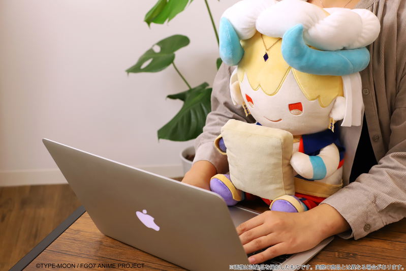 Fate/Grand Order Absolute Demonic Front Babylonia Work Together Cushion: Gilgamesh image 7