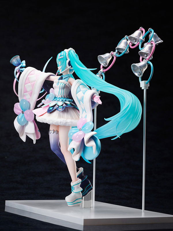 Vocaloid 1/7 Scale Pre-Painted Figure: Hatsune Miku Magical Mirai 2020 Winter Festival Ver. image 10