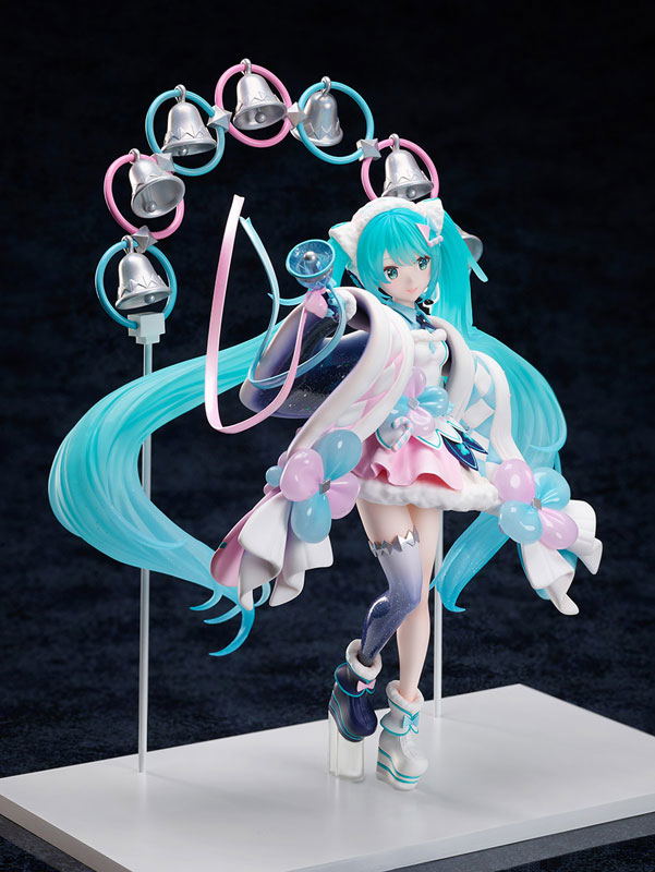 Vocaloid 1/7 Scale Pre-Painted Figure: Hatsune Miku Magical Mirai 2020 Winter Festival Ver. image 8