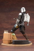 ARTFX The Mandalorian 1/7 Scale Pre-Painted Figure: Mandalorian & The Child thumbnail 5