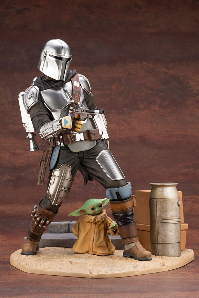 ARTFX The Mandalorian 1/7 Scale Pre-Painted Figure: Mandalorian & The Child image 9