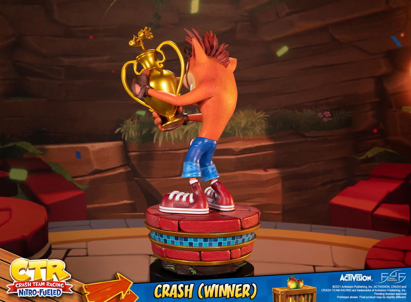 Crash Team Racing Nitro-Fueled Resin Painted Statue: Crash (Winner) [Standard Edition] image 13
