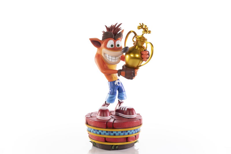 Crash Team Racing Nitro-Fueled Resin Painted Statue: Crash (Winner) [Standard Edition] image 2