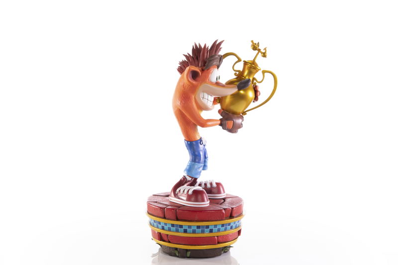 Crash Team Racing Nitro-Fueled Resin Painted Statue: Crash (Winner) [Standard Edition] image 3