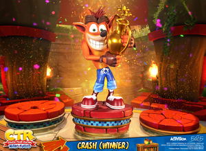 Crash Team Racing Nitro-Fueled Resin Painted Statue: Crash (Winner) [Standard Edition]_